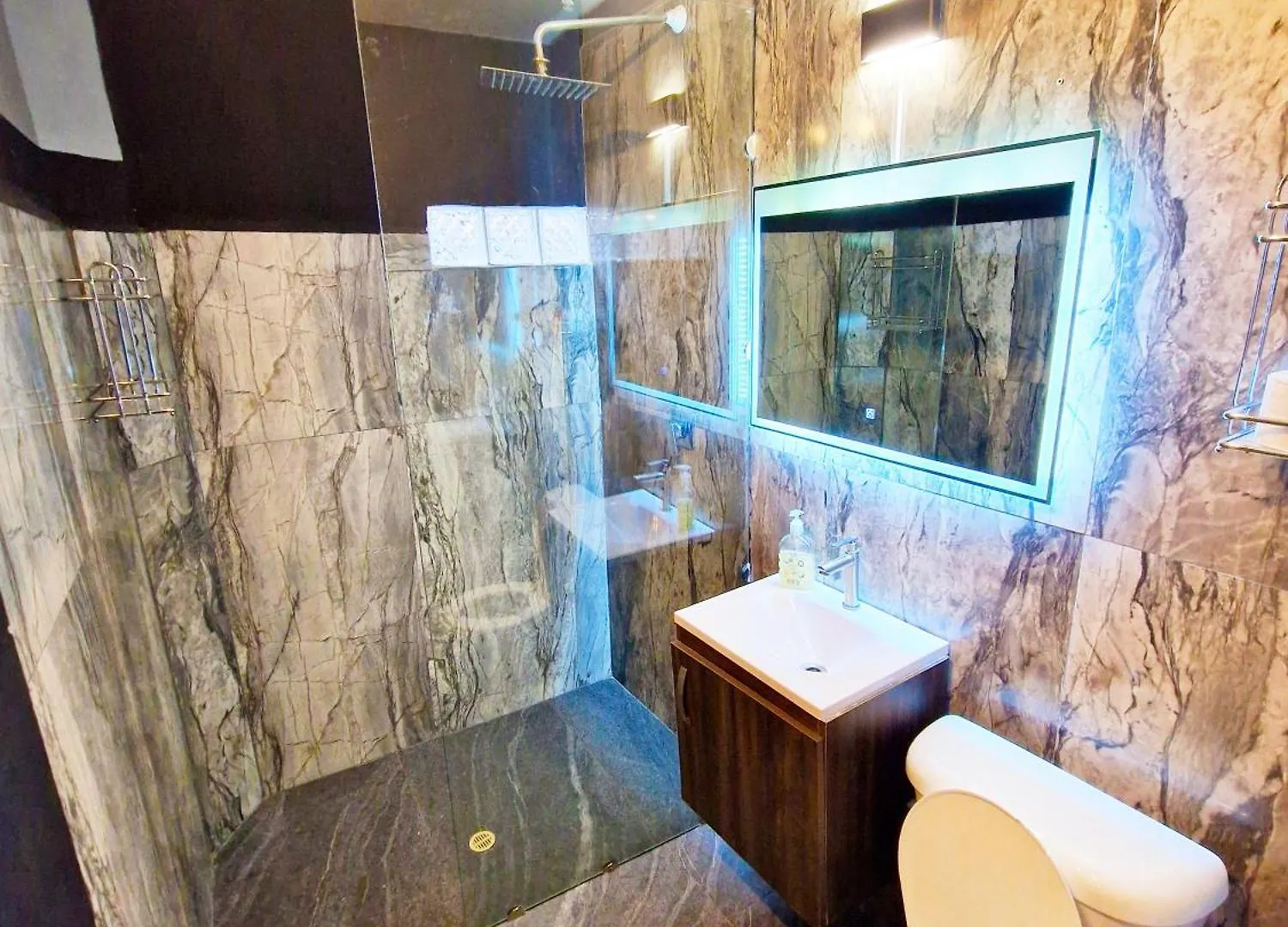 Suite Prestige At Le Meurice, Paris #5 Lleraspark 201 Medellín 0*,